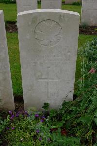 Etaples Military Cemetery - Dostie, A